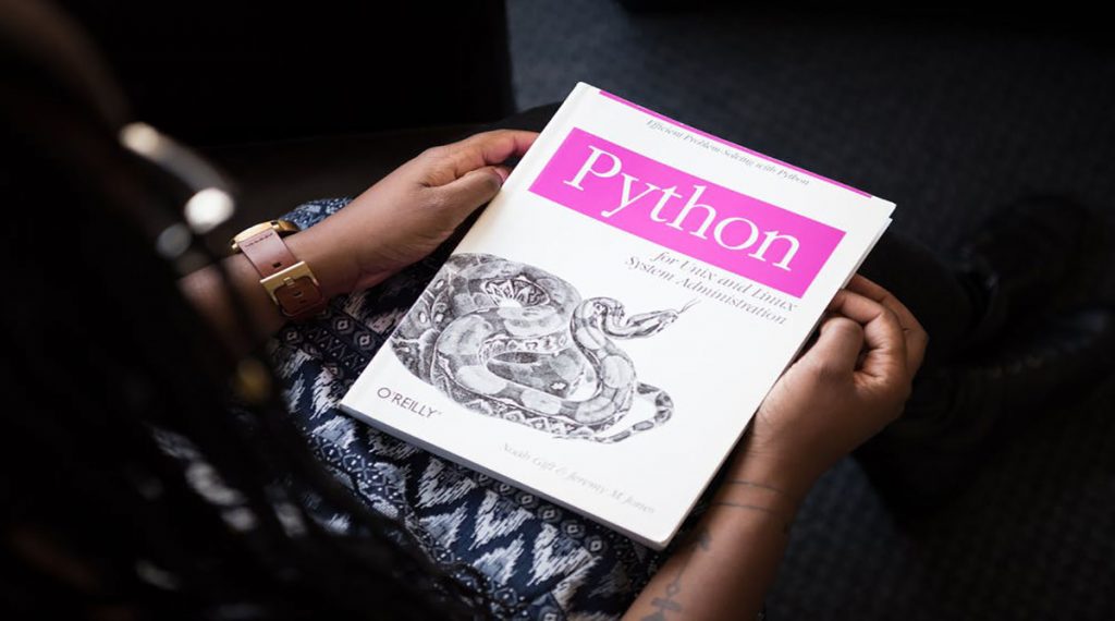 Python extrahiert Text aus einem PDF Dokument